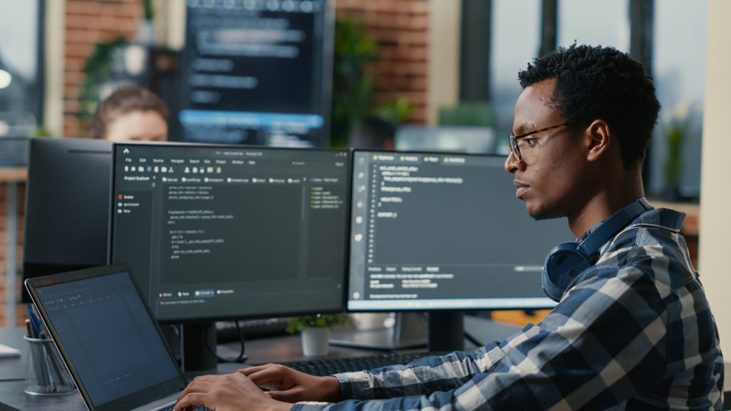Como Escolher o Software Ideal para seus Projetos (Guia Completo para Profissionais) 1 Como escolher o software para o projeto
